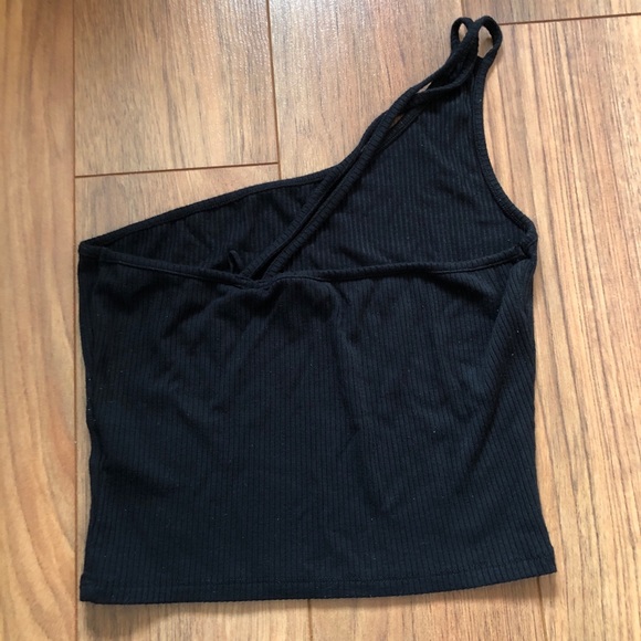 One Shoulder Crop Top - Picture 2 of 2